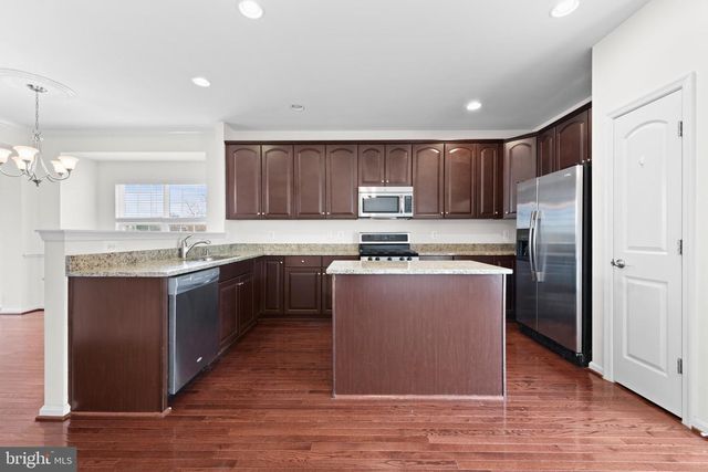 22716 PARKLAND FARMS TER, Brambleton, VA 20148