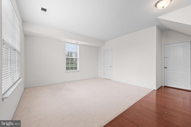 22716 PARKLAND FARMS TER, Brambleton, VA 20148