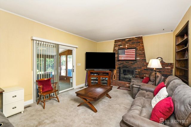 176 Clay Street, Milltown, NJ 08850