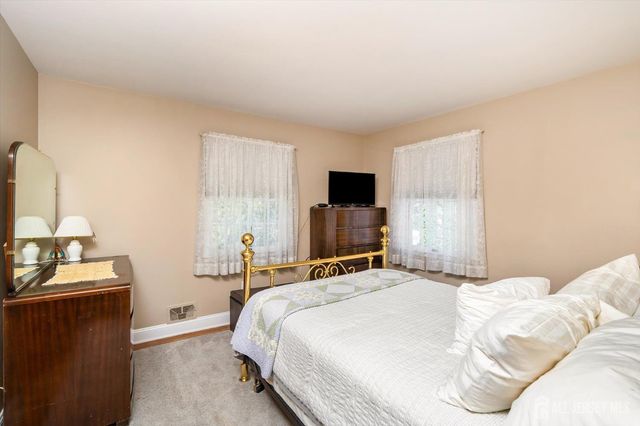 176 Clay Street, Milltown, NJ 08850