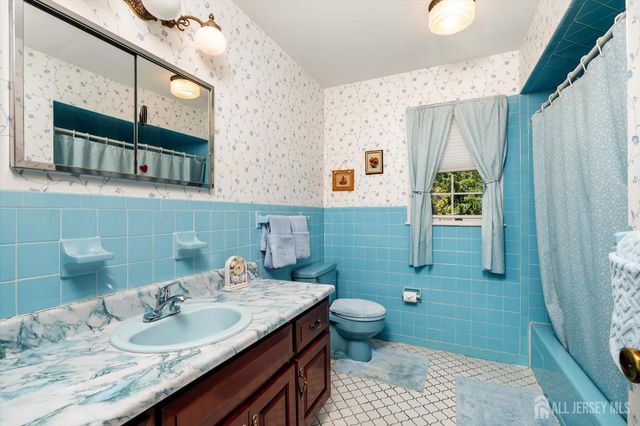 176 Clay Street, Milltown, NJ 08850