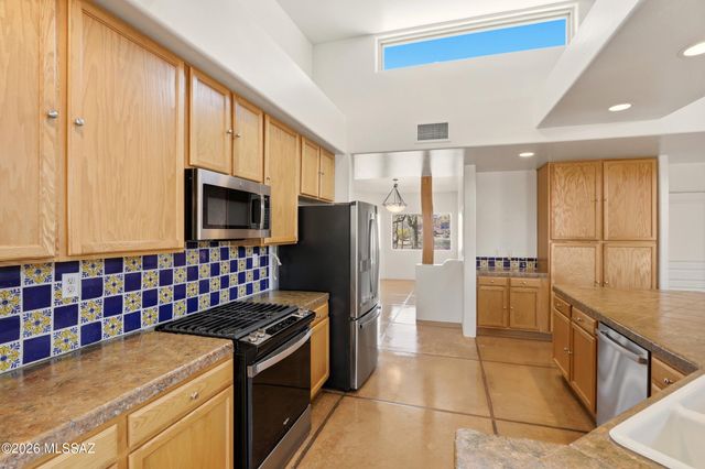 10250 E Winding Trail, Tucson, AZ 85749