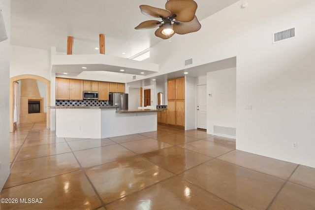 10250 E Winding Trail, Tucson, AZ 85749