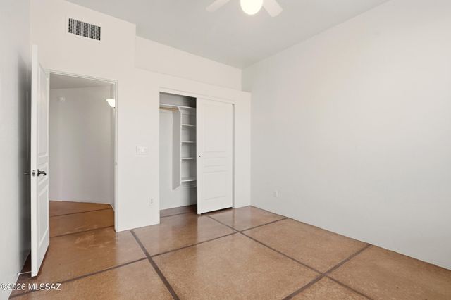 10250 E Winding Trail, Tucson, AZ 85749