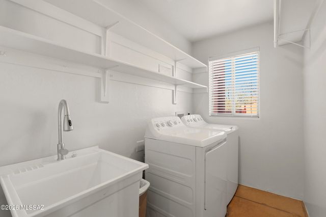 10250 E Winding Trail, Tucson, AZ 85749