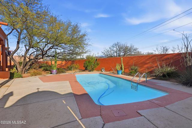 10250 E Winding Trail, Tucson, AZ 85749