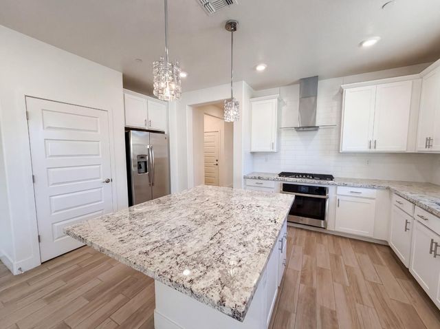601 Evans Ct, El Dorado Hills, CA 95762