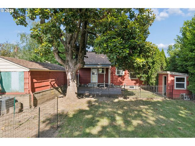 1215 Ne 81ST Ave, Portland, OR 97213