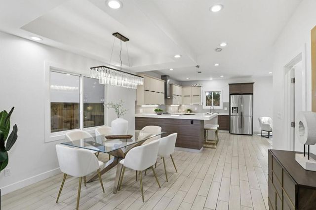 933 Felicidad Court, San Jose, CA 95117