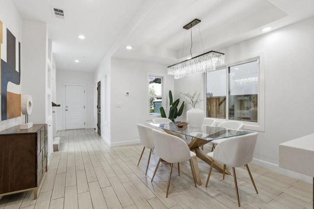 933 Felicidad Court, San Jose, CA 95117