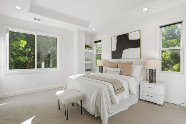 933 Felicidad Court, San Jose, CA 95117