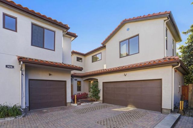 933 Felicidad Court, San Jose, CA 95117