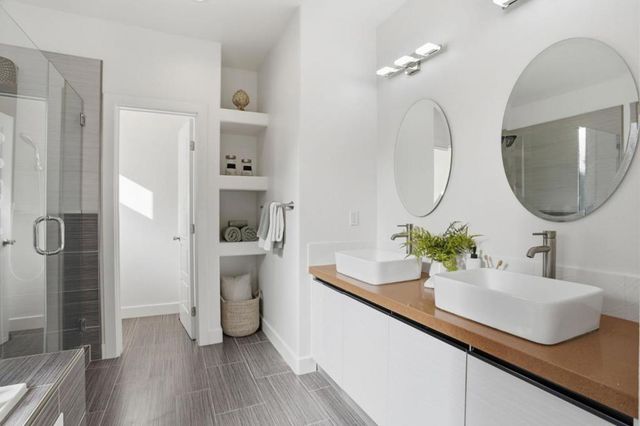 933 Felicidad Court, San Jose, CA 95117