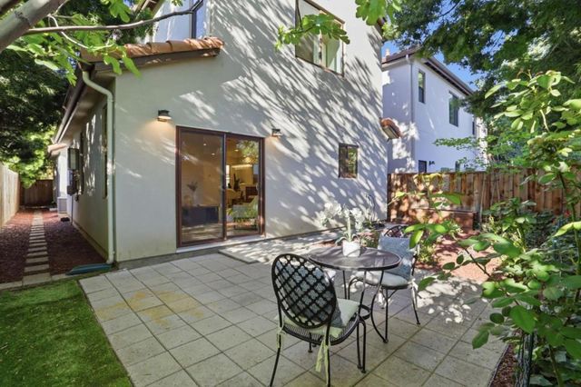 933 Felicidad Court, San Jose, CA 95117