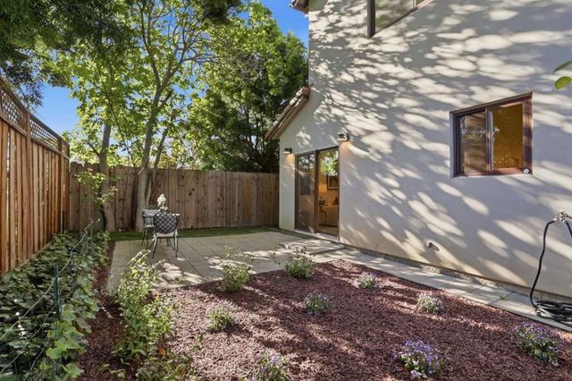 933 Felicidad Court, San Jose, CA 95117