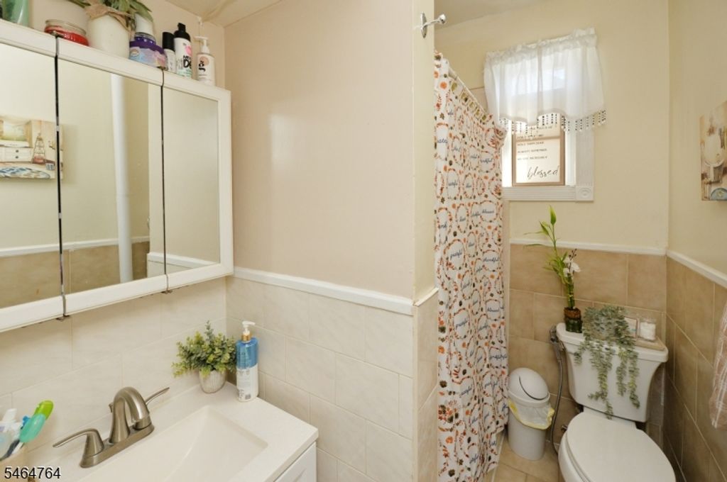 150 Elwood Ave, Newark City, NJ 07104 — photo 5