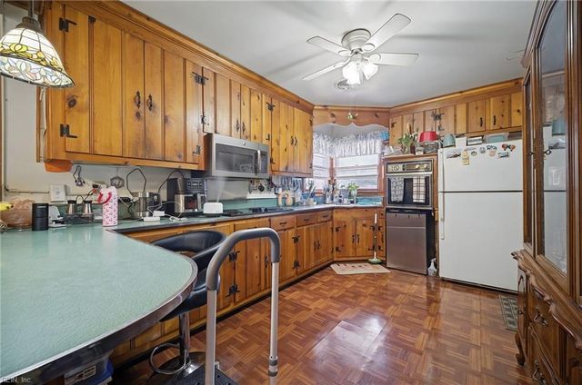 2012 Wyoming AVE, Portsmouth, VA 23701