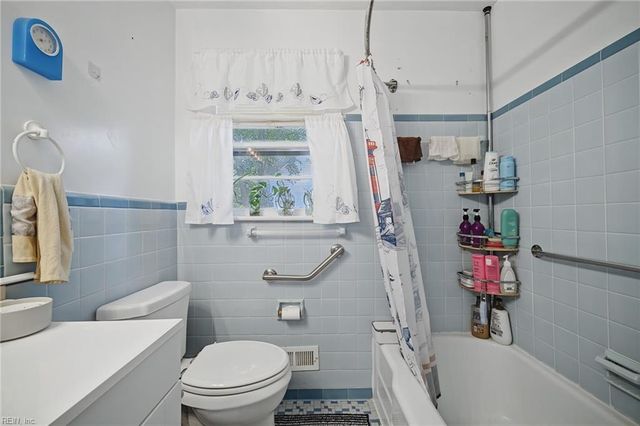 2012 Wyoming AVE, Portsmouth, VA 23701