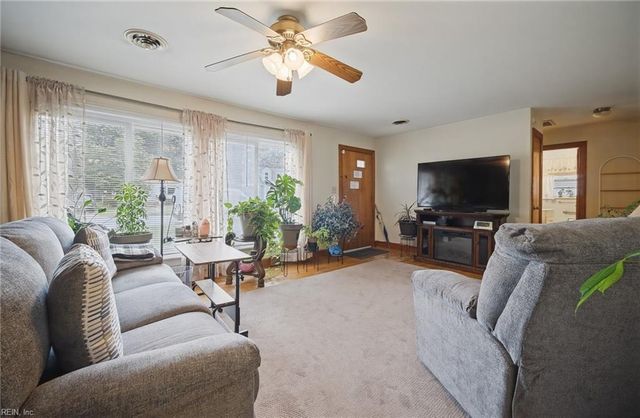 2012 Wyoming AVE, Portsmouth, VA 23701