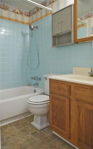 116 Bridlewood Avenue, High Point, NC 27265
