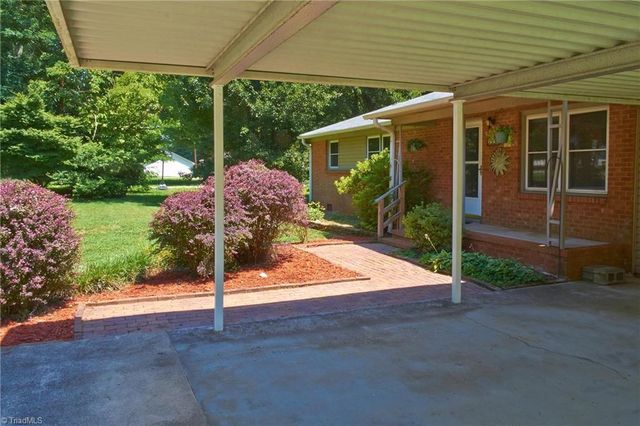 116 Bridlewood Avenue, High Point, NC 27265