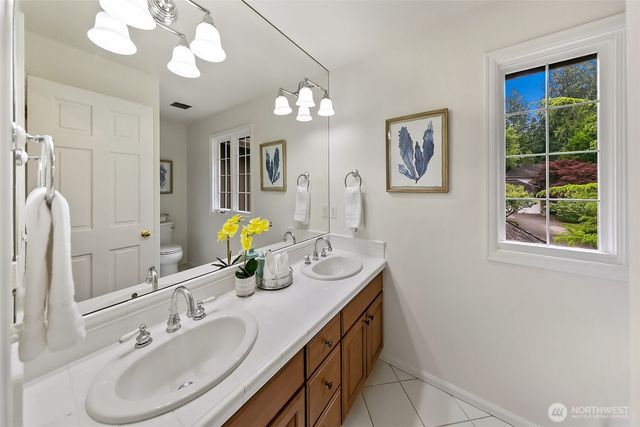 1911 224th Place NE, Sammamish, WA 98074
