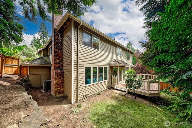 1911 224th Place NE, Sammamish, WA 98074
