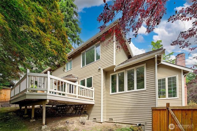1911 224th Place NE, Sammamish, WA 98074