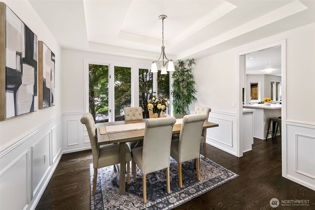 1911 224th Place NE, Sammamish, WA 98074