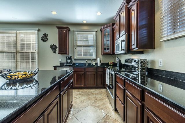 1628 E Canyon Creek Drive, Gilbert, AZ 85295