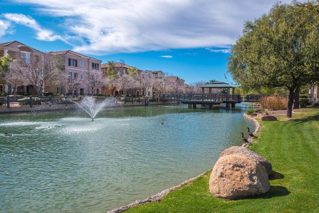 1628 E Canyon Creek Drive, Gilbert, AZ 85295