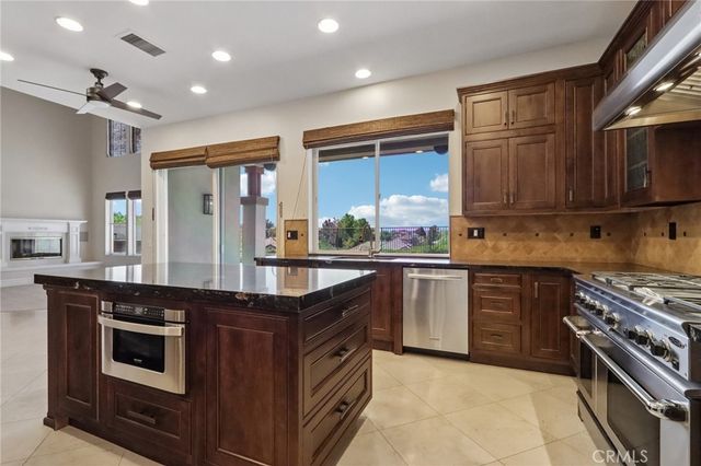 9 Raleigh Court, Coto De Caza, CA 92679