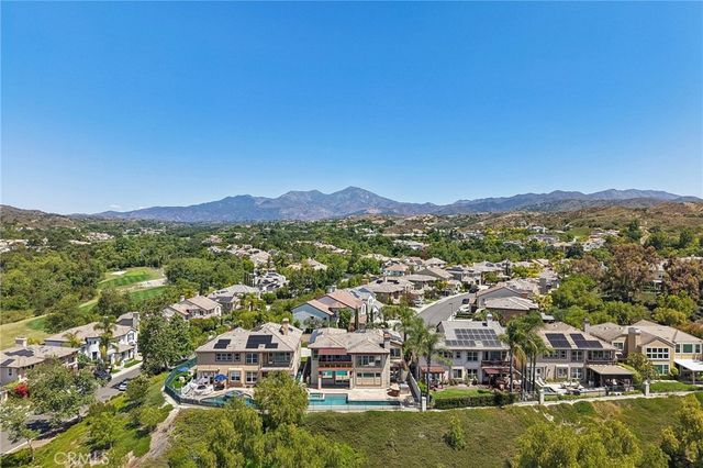 9 Raleigh Court, Coto De Caza, CA 92679