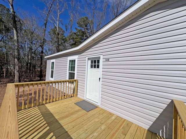1446 Litzler Drive, Manning, SC 29102