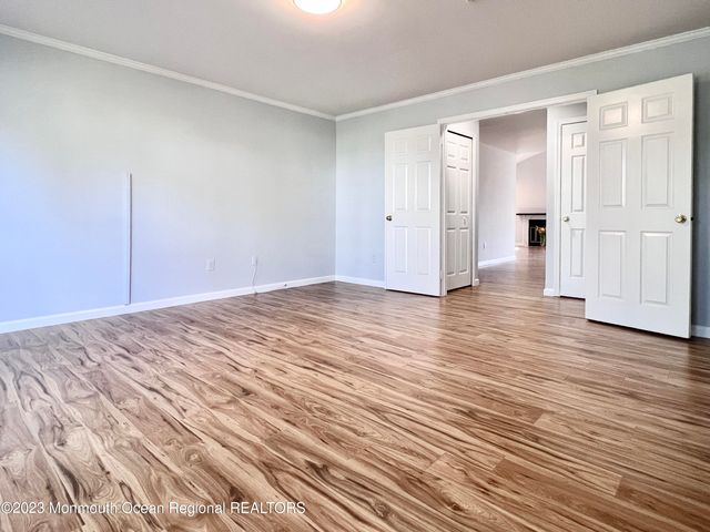 159 Tanglewood Place, Morganville, NJ 07751