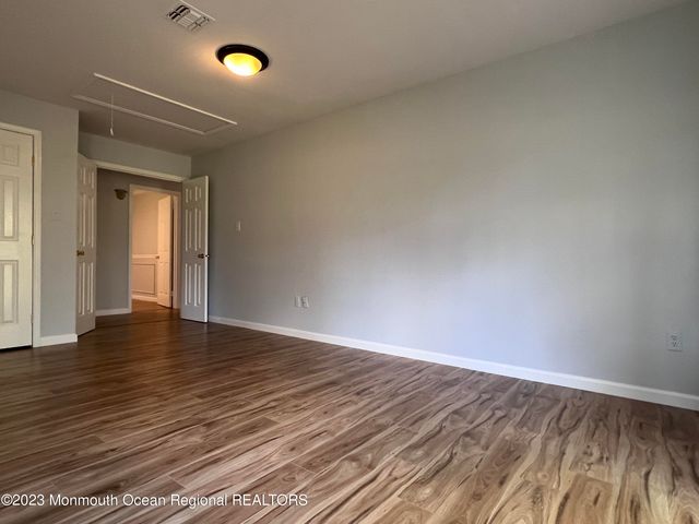 159 Tanglewood Place, Morganville, NJ 07751