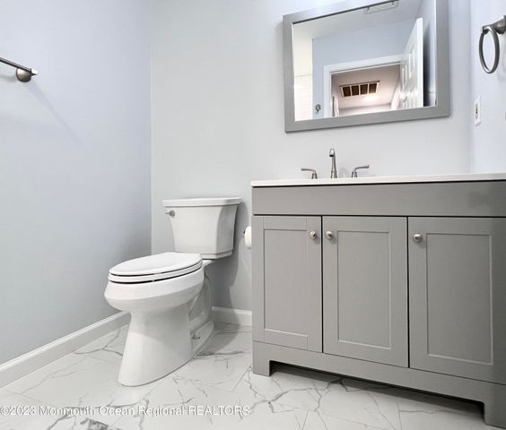 159 Tanglewood Place, Morganville, NJ 07751