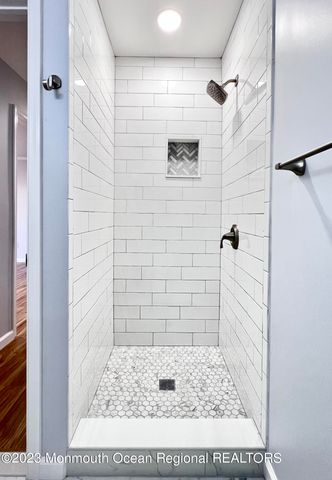 159 Tanglewood Place, Morganville, NJ 07751