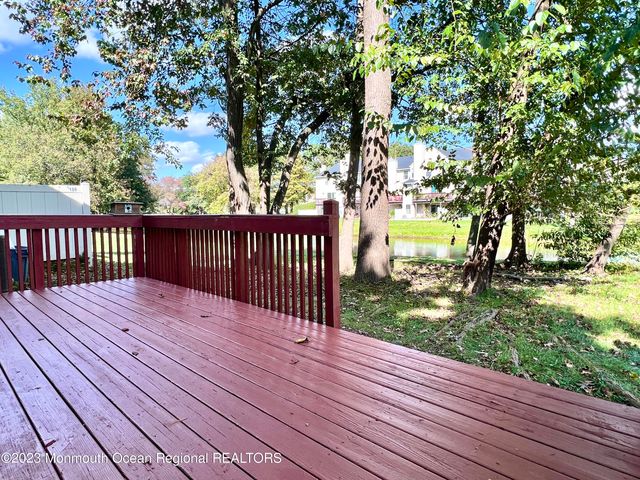 159 Tanglewood Place, Morganville, NJ 07751