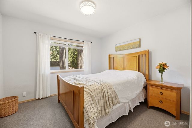 4225 Montgomery Place, Mount Vernon, WA 98274