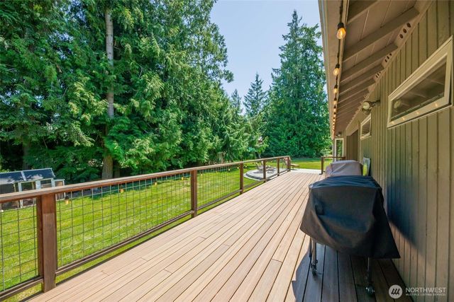 4225 Montgomery Place, Mount Vernon, WA 98274