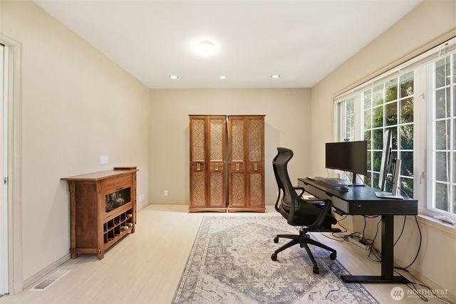 4225 Montgomery Place, Mount Vernon, WA 98274