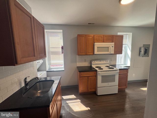 3304 N 13TH ST, Philadelphia, PA 19140