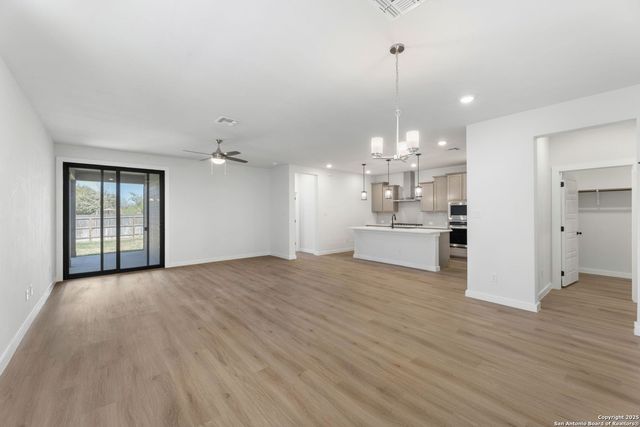 13215 CHANUTE FIELD DR, San Antonio, TX 78253