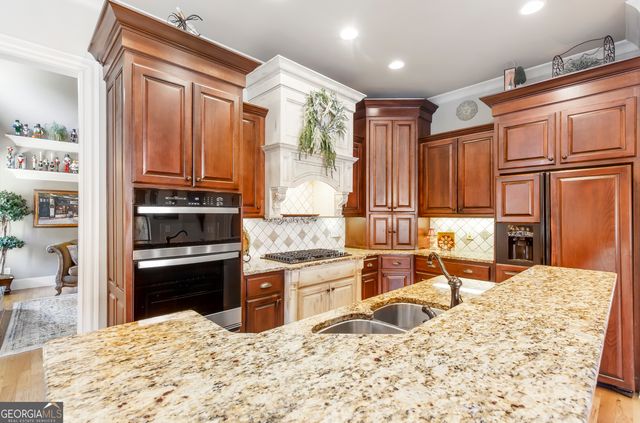 154 Gold Leaf Trail, Powder Springs, GA 30127