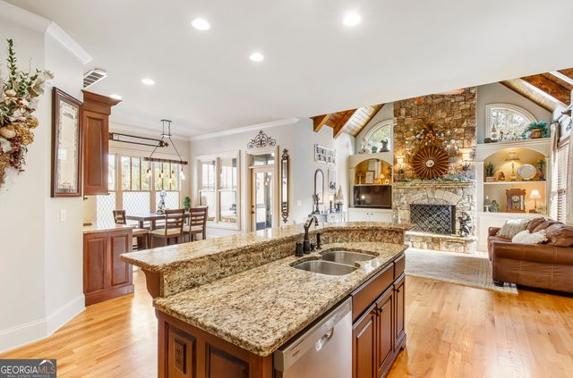 154 Gold Leaf Trail, Powder Springs, GA 30127