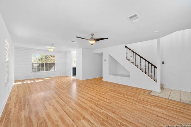 4210 Knollbluff, San Antonio, TX 78247