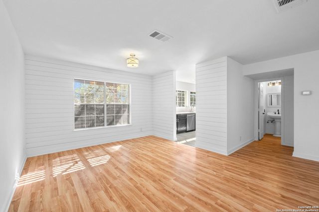 4210 Knollbluff, San Antonio, TX 78247