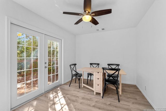 4210 Knollbluff, San Antonio, TX 78247