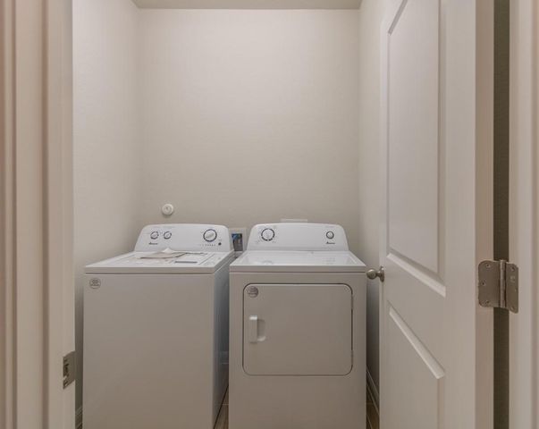 205 Windstar RD, Liberty Hill, TX 78642